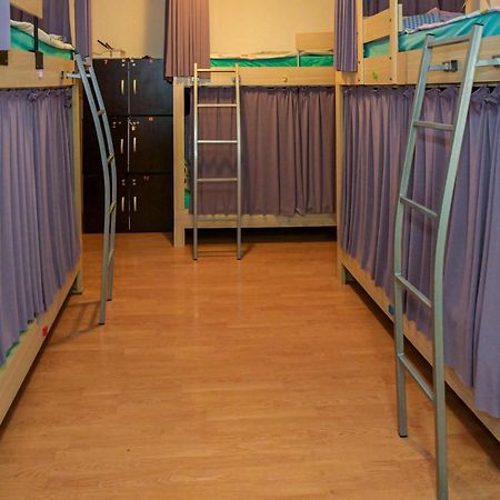 Skopje Hostel Екстер'єр фото